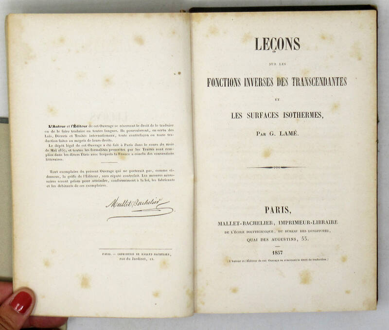 Leçons sur les fonctions inverses des transcendantes et les surfaces isothermes.