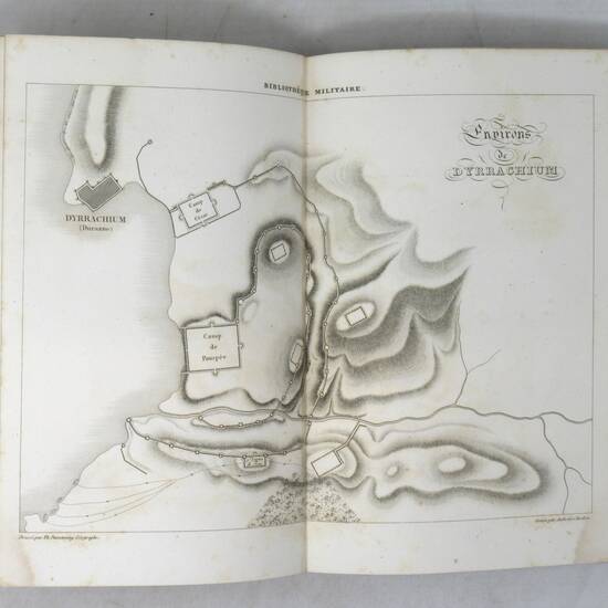 Bibliothéque historique et militaire dediée a l'Armée et a la Garde Nationale de France.