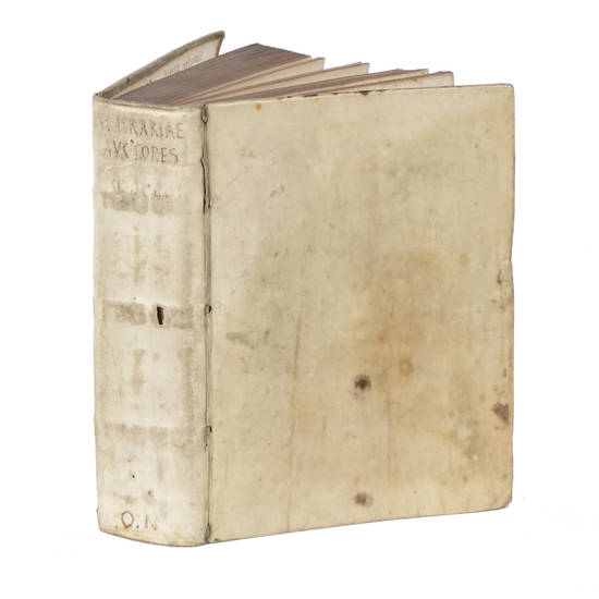 REI AGRARIAE Auctores legesque variae. Quaedam nunc primum, caetera emendatiora prodeunt curâ Wilelmi Goesii cujus accedunt Indices, Antiquitates agrariae & Notae: Una cum Nicolai Rigaltii Notis & Observationibus, nec non glossario ejusdem. REI AGRARIAE Auctores legesque variae. Quaedam nunc primum, caetera emendatiora prodeunt curâ Wilelmi Goesii cujus accedunt Indices, Antiquitates agrariae & Notae: Una cum Nicolai Rigaltii Notis & Observationibus, nec non glossario ejusdem.