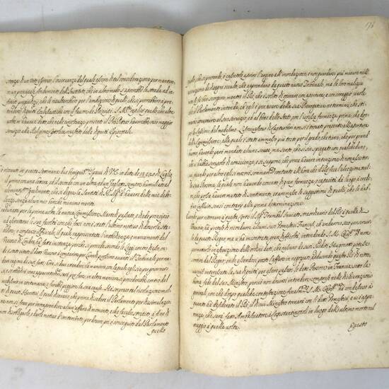 Lettere di Mr. D'Adda Nunzio in Londra dirette alla Segreteria di Stato in Roma dalli 26 novembre 1685 fino à 26 novembre 1688 (tit. sul dorso).