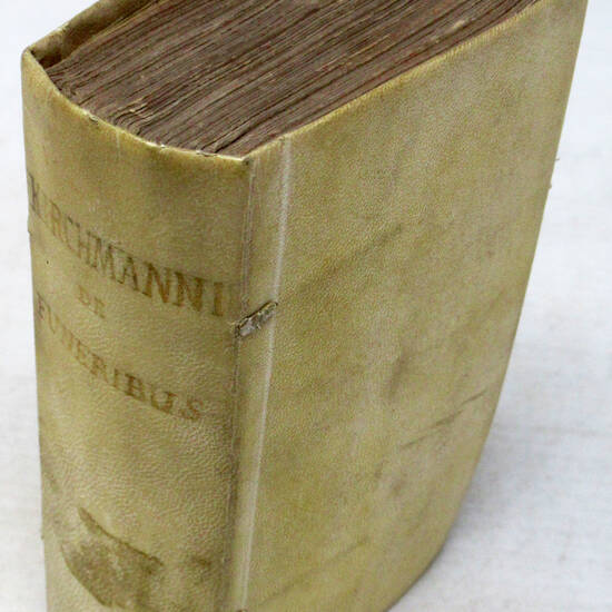 De funeribus Romanorum libri quatuor cum appendice, nitidissimis figuris illustrati. Accessit et funus parasiticum Nicolai Rigaltii.