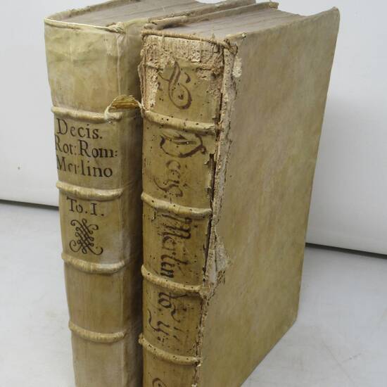 Decisiones S. Rotae Romanae...Addiectis argumentis, Sumoriis, ac Indicibus Locuplentissimis...(Segue:) Decisiones omissae in Volumine...Secundum Venetam editionem. Augustae Taurinorum, Typis F. Ferroini.