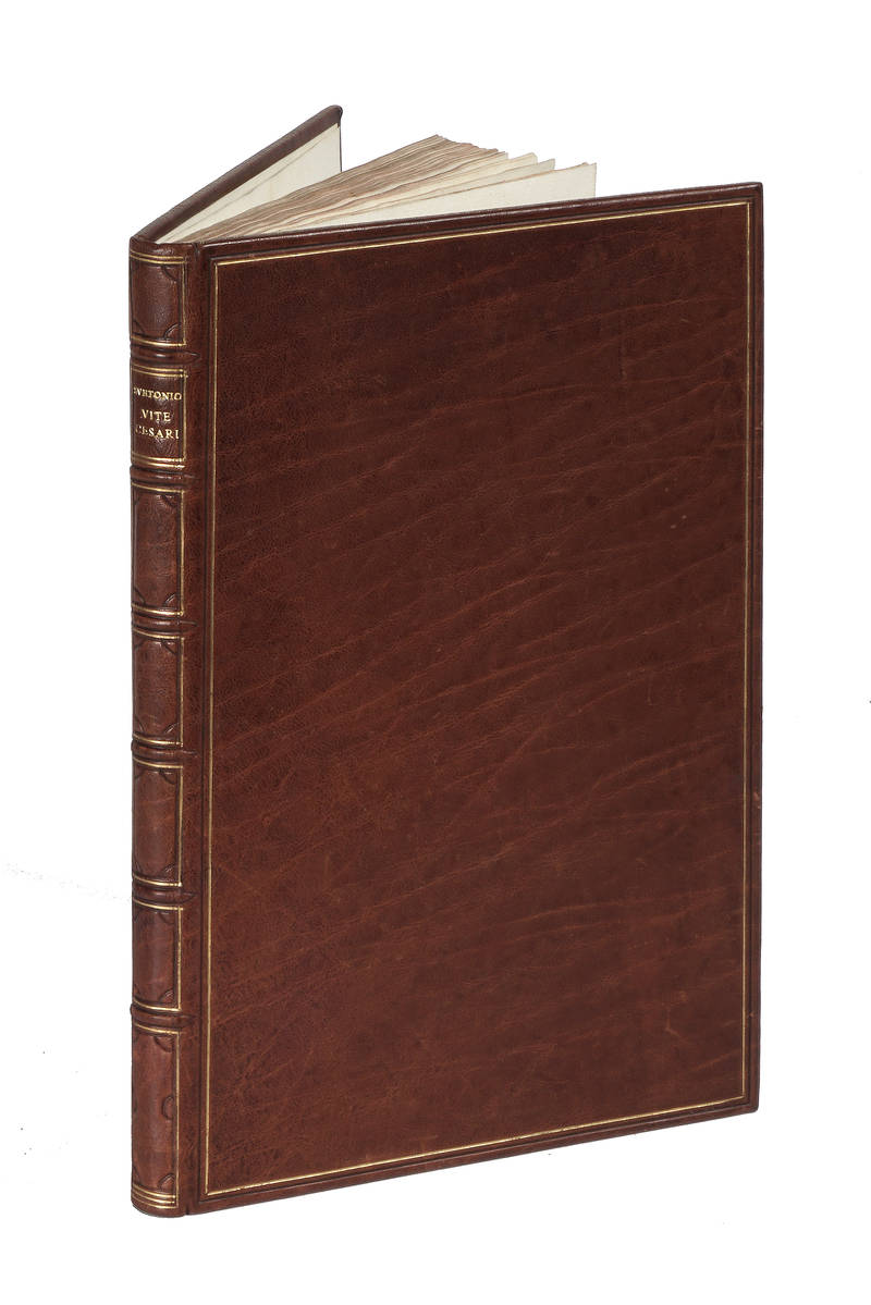 Vitae XII Caesarum.